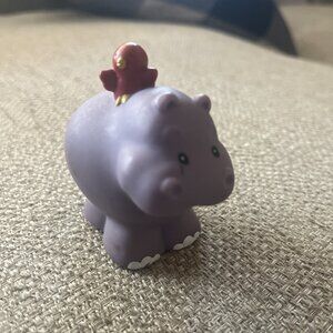 2002 Fisher Price Little People Hippo W/Red Bird Noah ark zoo
